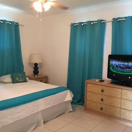 Opa Sml Cute Beach Apartment